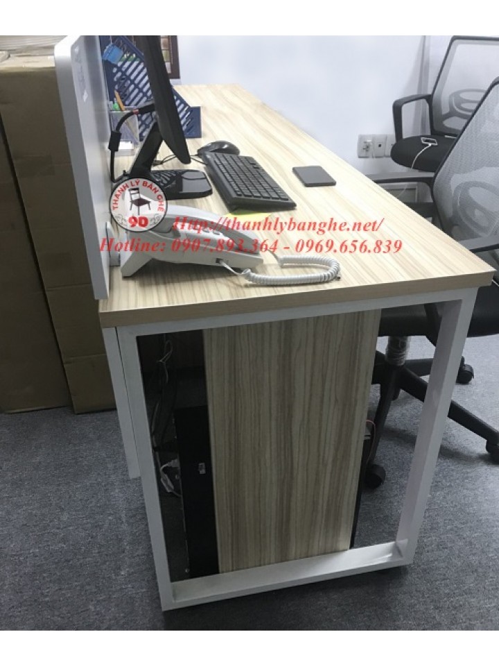 Thanh lý bàn làm việc 2m4 mã số 673